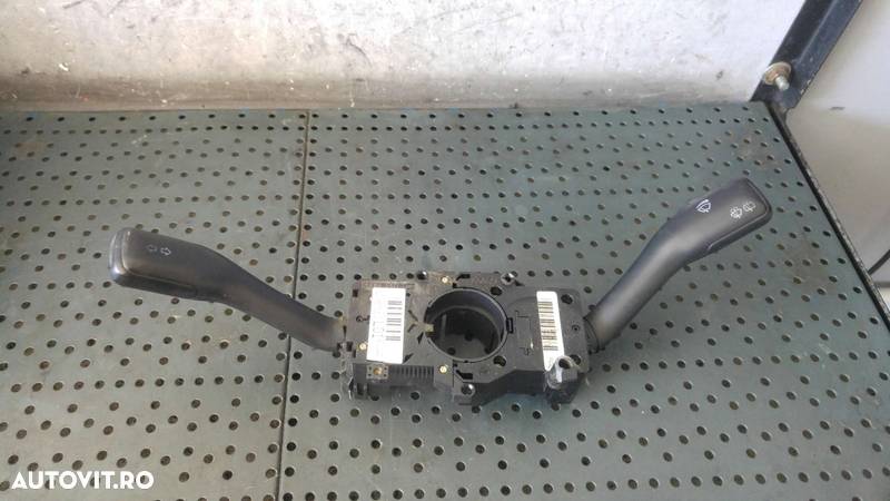 Bloc manete semnalizare stergator parbriz skoda fabia 1 6y2 8l0953513g k0301202012 4b0953503f - 1