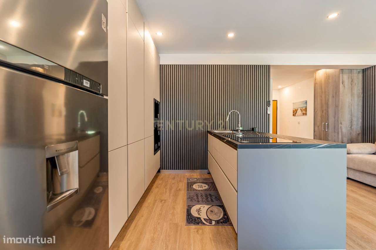 Apartamento T1  completamente remodelado com 2 varandas - Grande imagem: 4/30