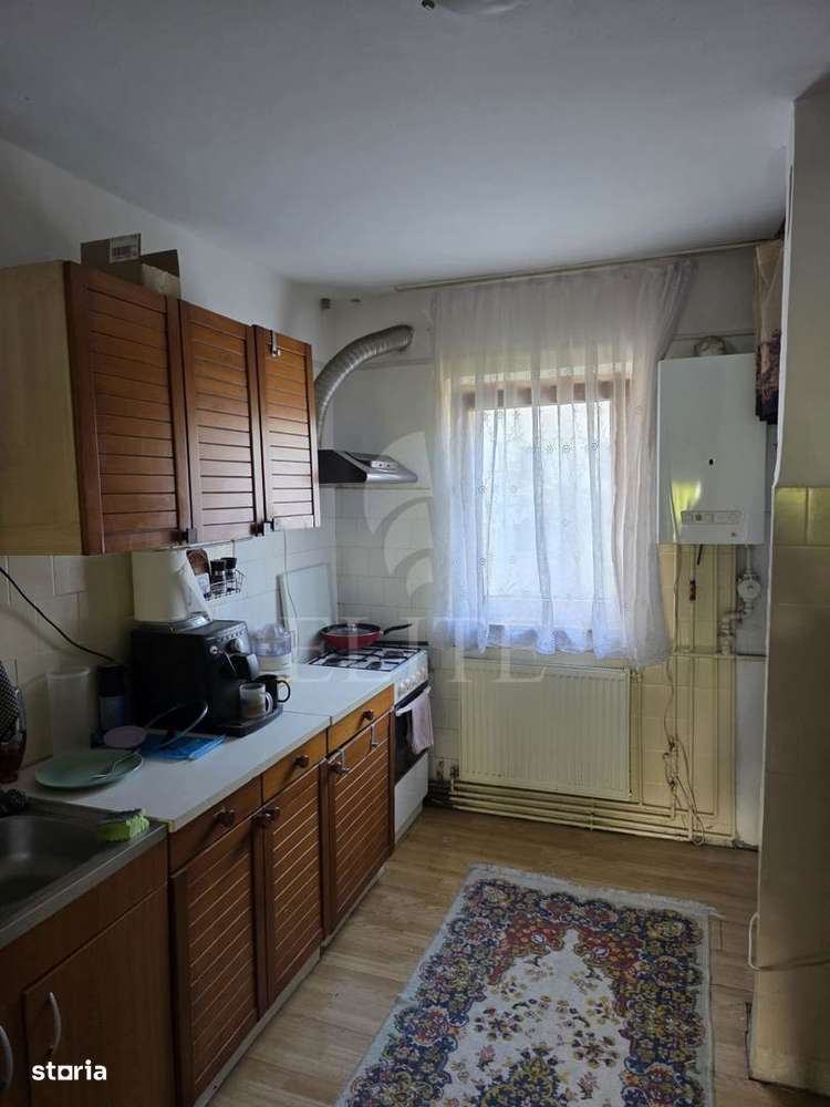 Apartament 3 camere în zona MOGOSOAIA-2