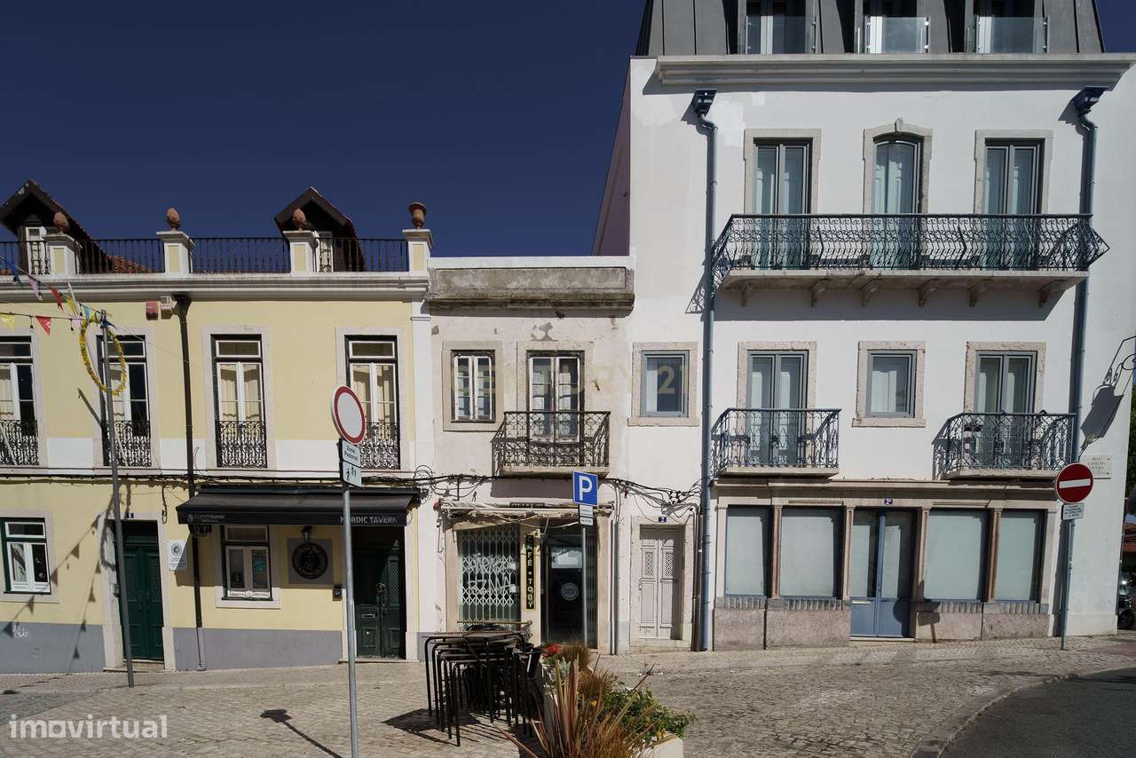 Edifício de Charme com Projecto de Recuperação - Almada-44