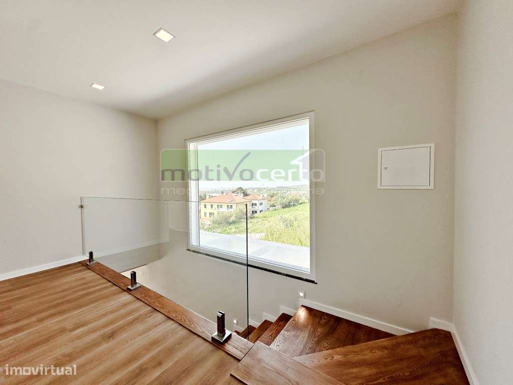 Nova Moradia T3 perto de Belas, Sintra. O Seu Refúgio de Conforto-14