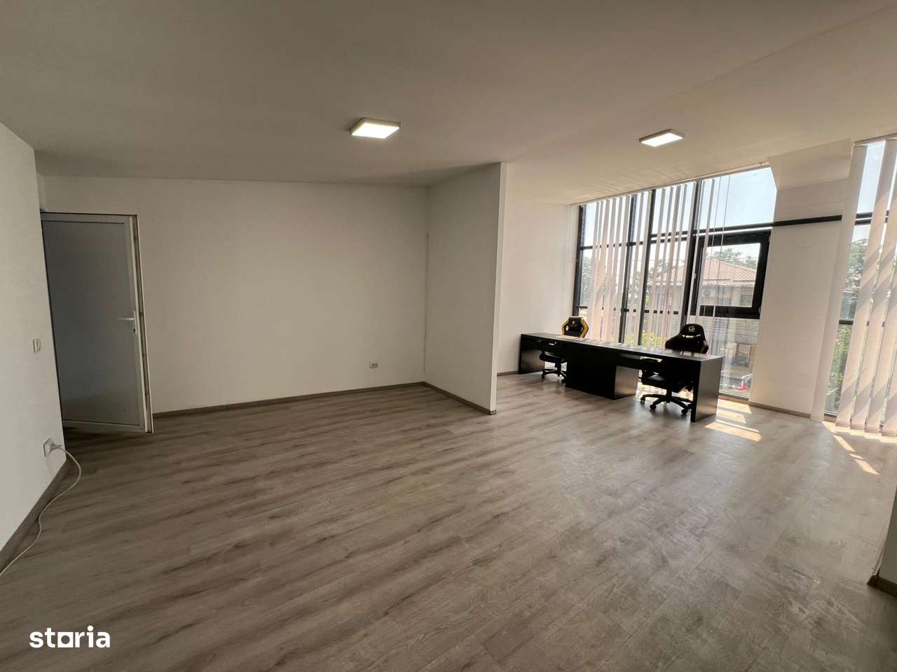 Spațiu Comercial Modern/ 350 MP/ Parter + Etaj/ SERVICE AUTO - Imagine principală: 4/10