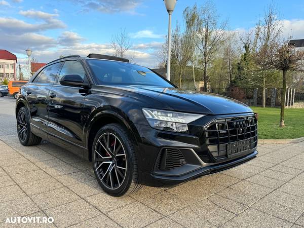 Audi Q8 55 TFSI quattro tiptronic competition plus - 2