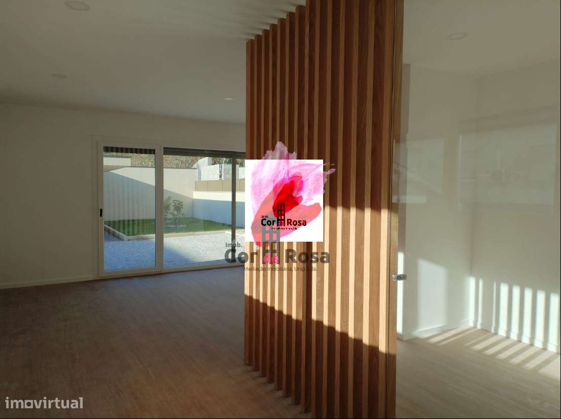 última moradia para venda – T3 gaveto Arões...-21