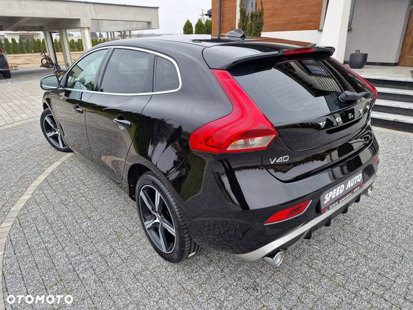 Volvo V40 D3 Geartronic RDesign - 3