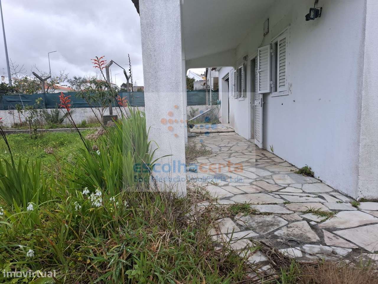 Moradia T3+1 com grande potencial | Lote 302 m² | Lagoa de Albufeira - Grande imagem: 5/26