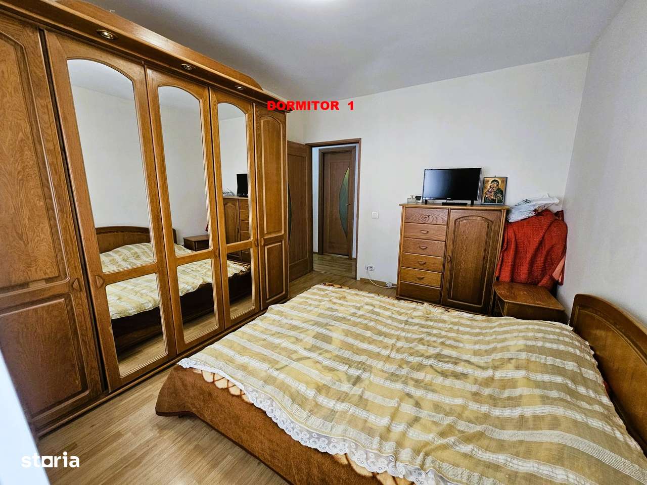 Apartament--- 4 camere  --etajul 3 --CARTIER E3 - Imagine principală: 5/16