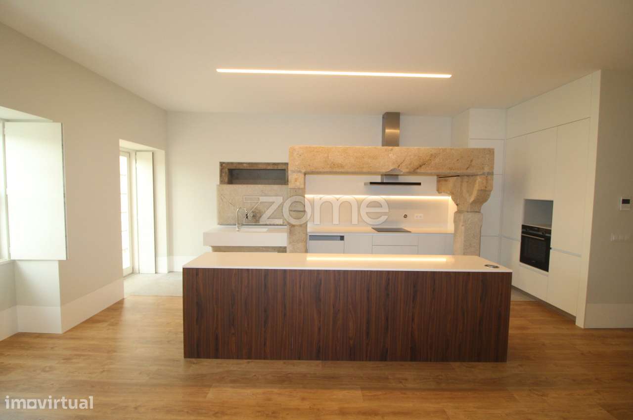 T2+1 duplex - centro de Viana - Grande imagem: 4/13