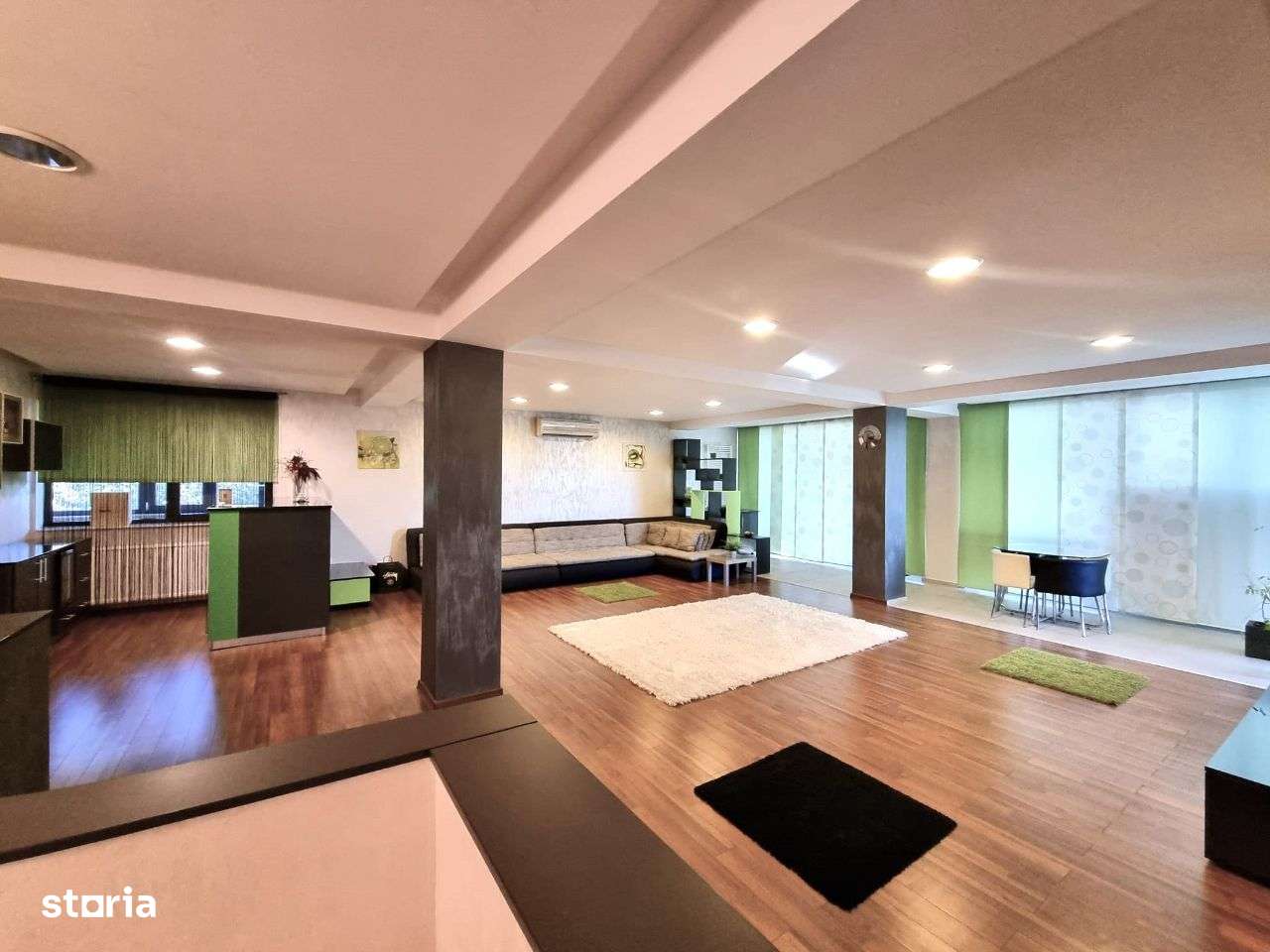 Casa moderna construita pe un teren de 2297 mp - Imagine principală: 5/11