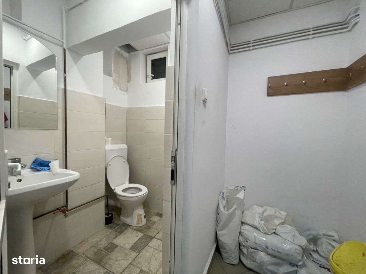 Spațiu comercial cu vitrină și depozit Semicentral - Imagine principală: 1/8