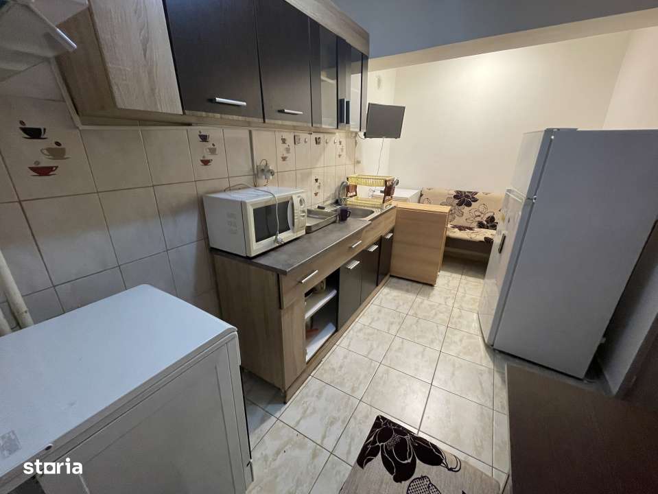 3 Camere Magazin Bucur Obor - Bloc ALMO 1 - Mobilat si Utilat-11