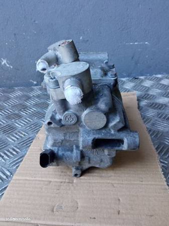 Compressor de Ar Condicionado Volkswagen 2.0 Tdi REF: 1K0 820 859 F (Audi, Seat, Skoda) - 5