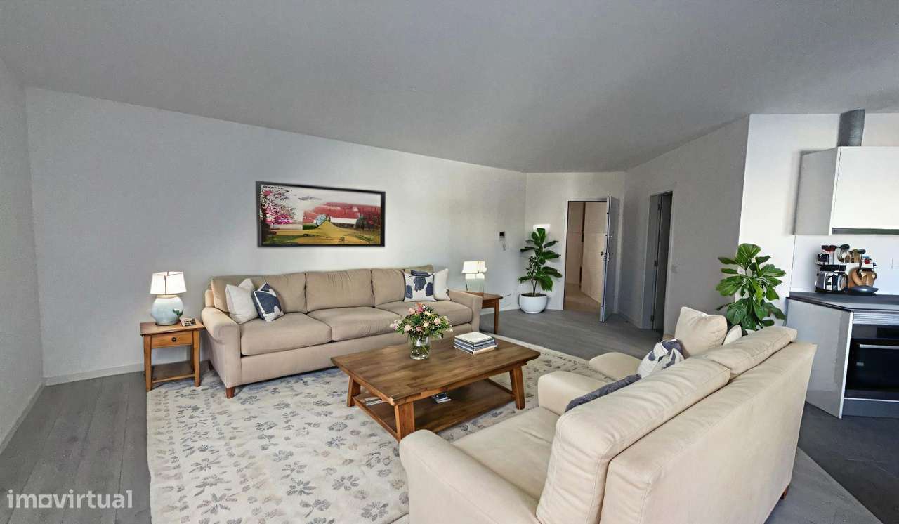 Apartamento T0 com parqueamento e vistas de mar-5