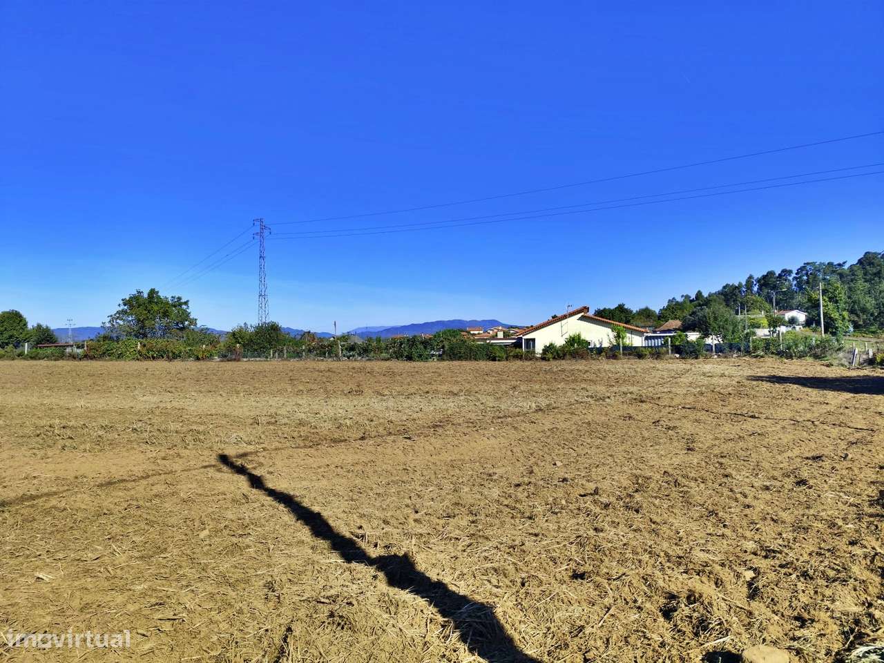 Terreno, Braga, Barcelos, Alheira e Igreja Nova - Grande imagem: 5/16