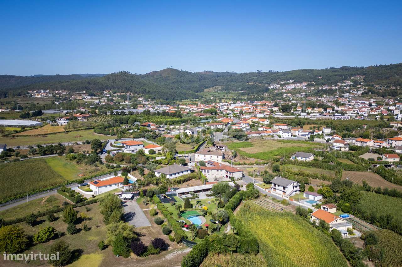 Terreno e Quinta de Eventos e Alojamento Rural na Póvoa de Lanhoso - Grande imagem: 2/60