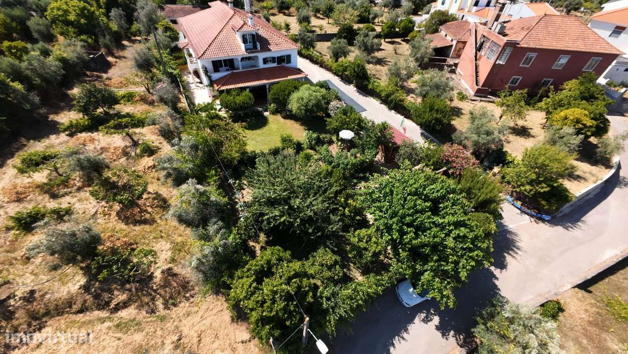 Excelente Oportunidade de Investimento como Moradia e Alojamento Turí - Grande imagem: 5/60