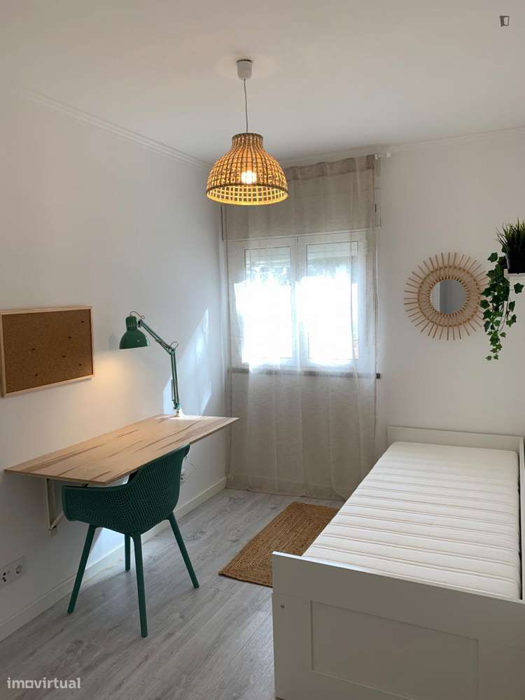Quarto - localizado em Oeiras Lisbon - Grande imagem: 4/11
