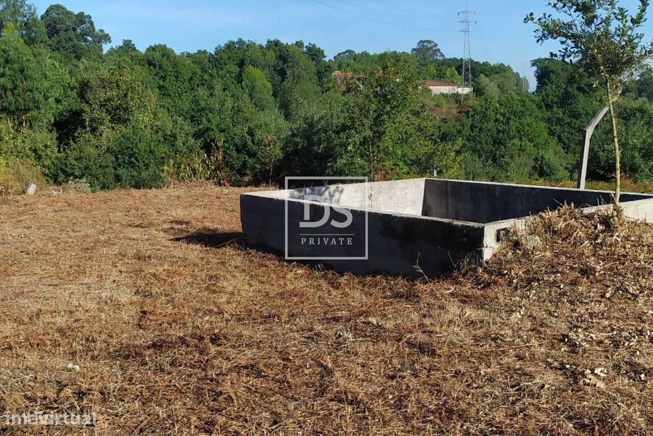 Moradia para Restauro, São Pedro do Sul - Grande imagem: 4/11