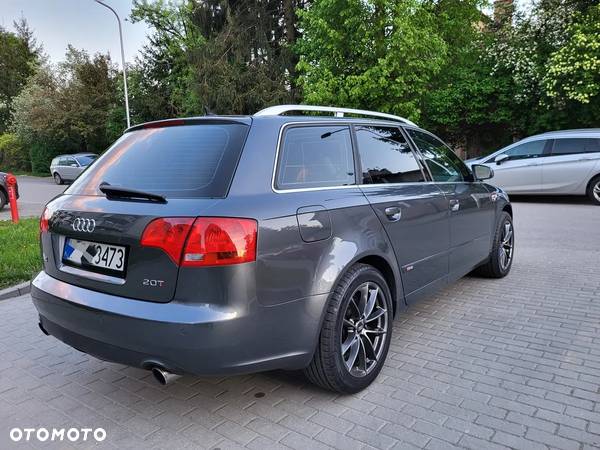 Audi A4 Avant 2.0T FSI Multitronic - 10