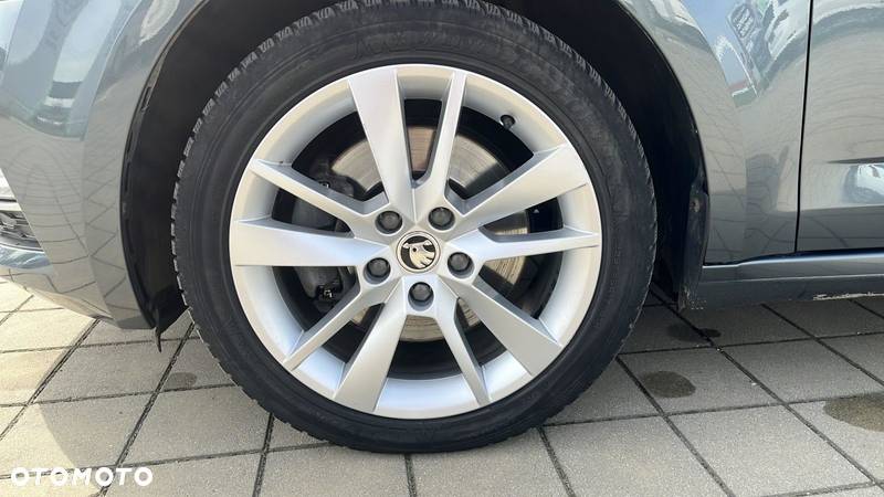 Skoda Octavia 2.0 TDI 4x4 Style DSG - 10