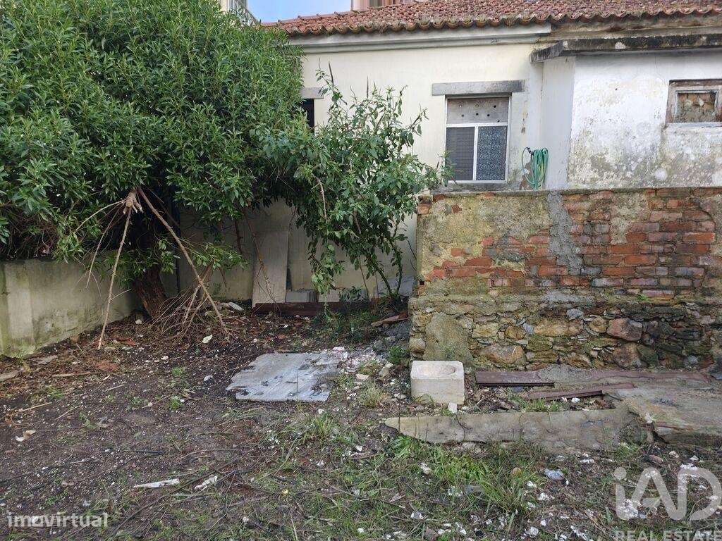 Moradia geminada T2 em Agualva e Mira-Sintra - Grande imagem: 2/22