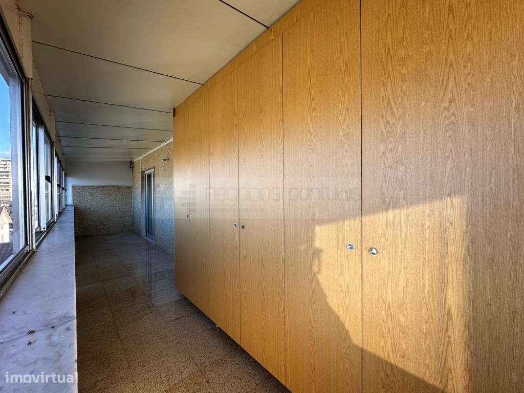 Apartamento T3 ultimo andar com terraço e marquise, garagem individ...-21