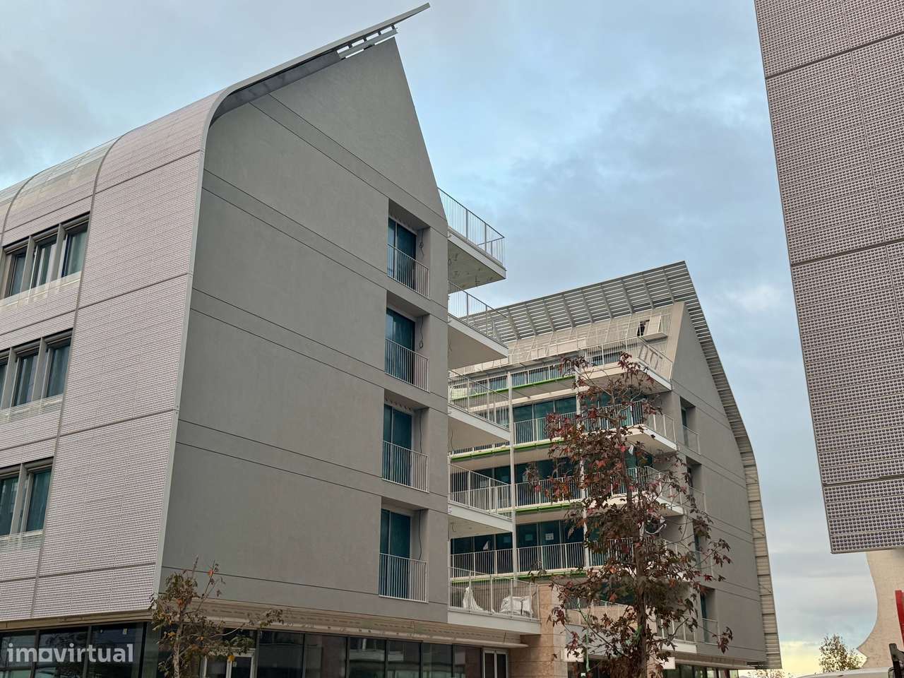 Apartamento Exclusivo no Prata Riverside Village, Arquit. RENZO PIANO - Grande imagem: 3/28