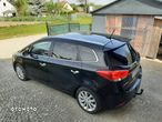 Kia Carens 1.7 CRDi M 7os - 10