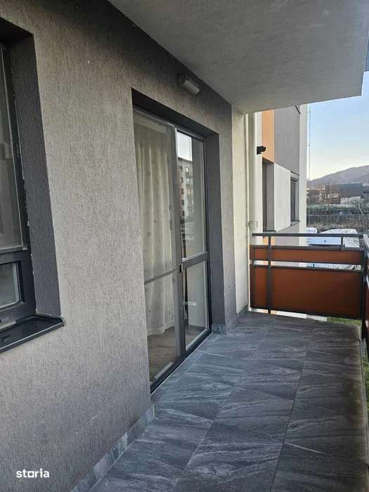 Studio, suprafata de 45mp + balcon, mobilat si utilat, cu loc de parca-6