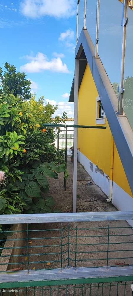 Moradia com 6 quartos, piscina e  Quinta envolvente em FEBRES-21