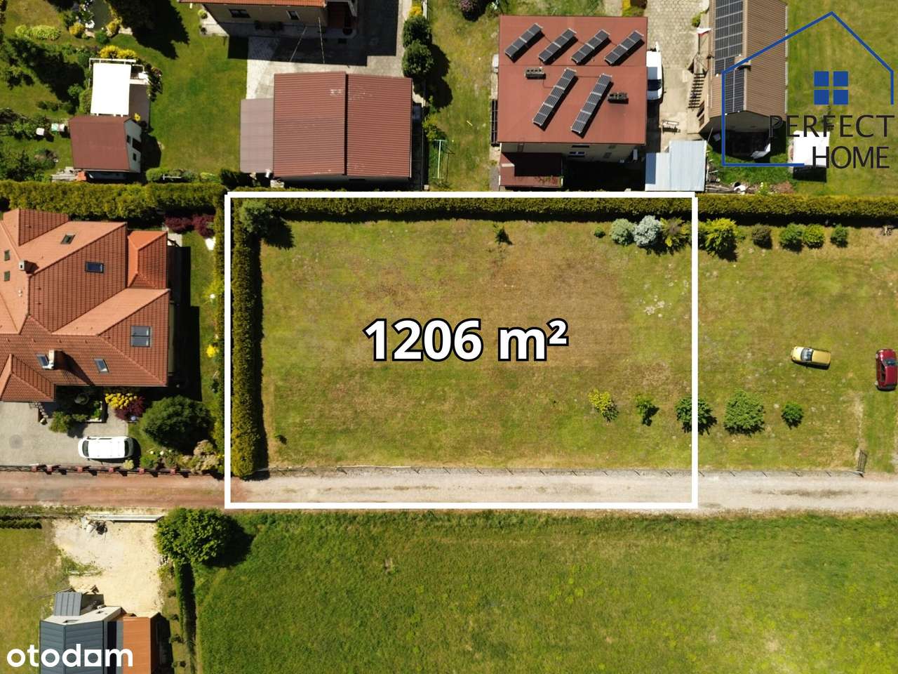 Ustawna  ogrodzona działka, Ładny widok oraz media-1