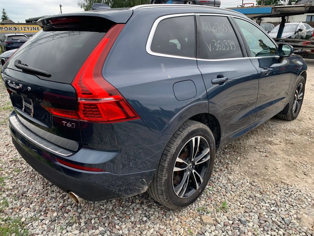 Volvo XC60 II T6 AWD Momentum 2019