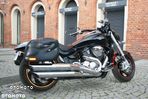 Suzuki Intruder - 9