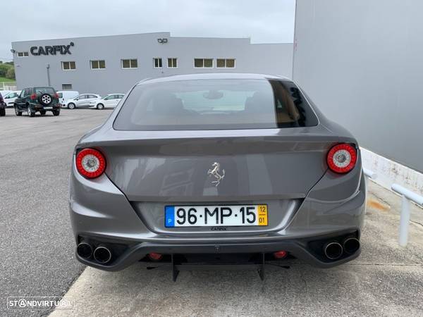 Ferrari FF - 5