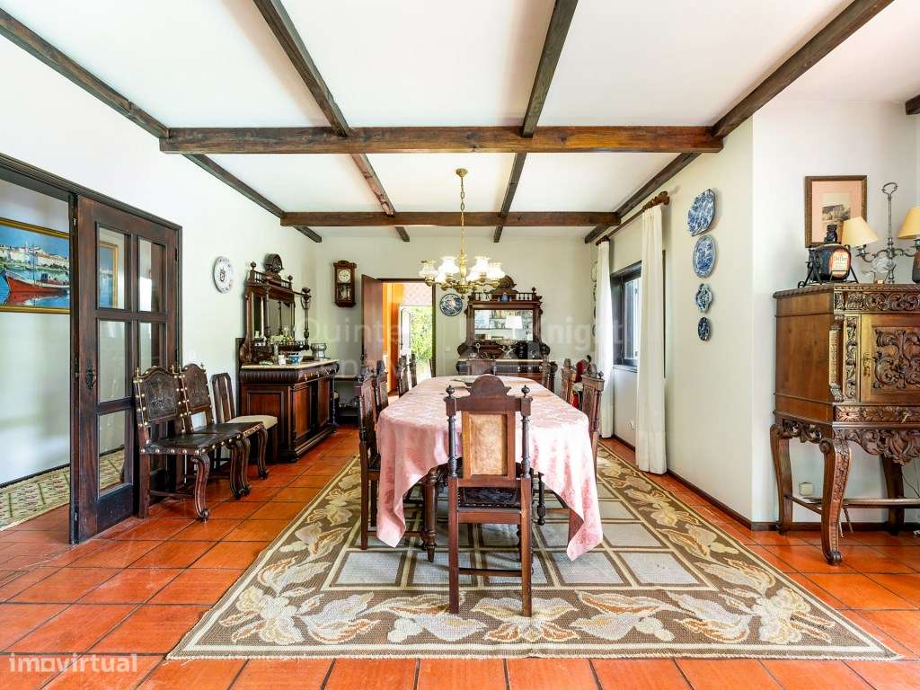 Moradia T5 de luxo com jardim e piscina junto ao Rio Tâmega - Grande imagem: 4/25