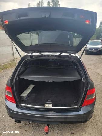 Dezmembram/Piese Mercedes C-CLASS W204 BREAK - 5