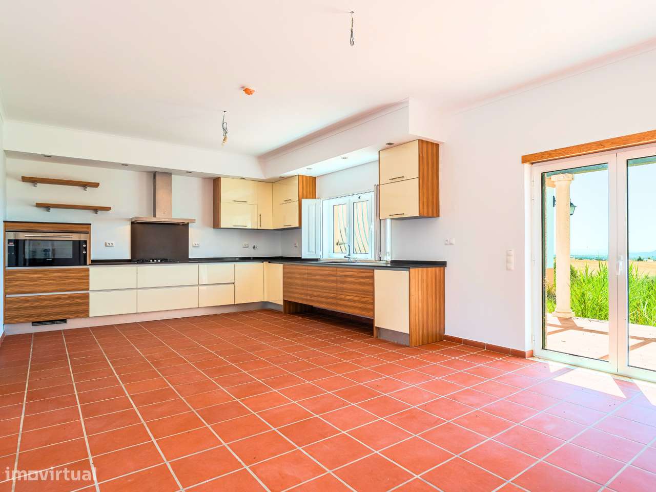 Moradia T4 inserida em propriedade com 9.680 m²-13