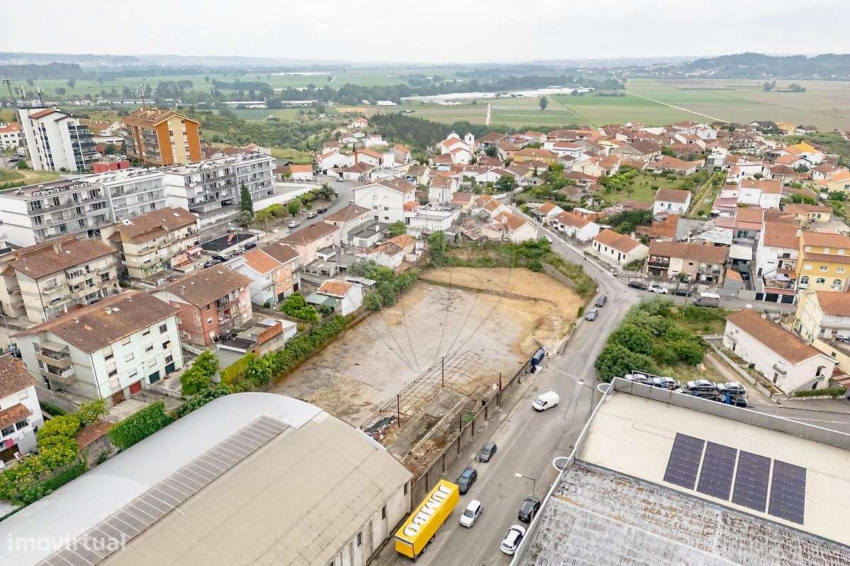 Terreno  para arrendamento - Grande imagem: 2/7