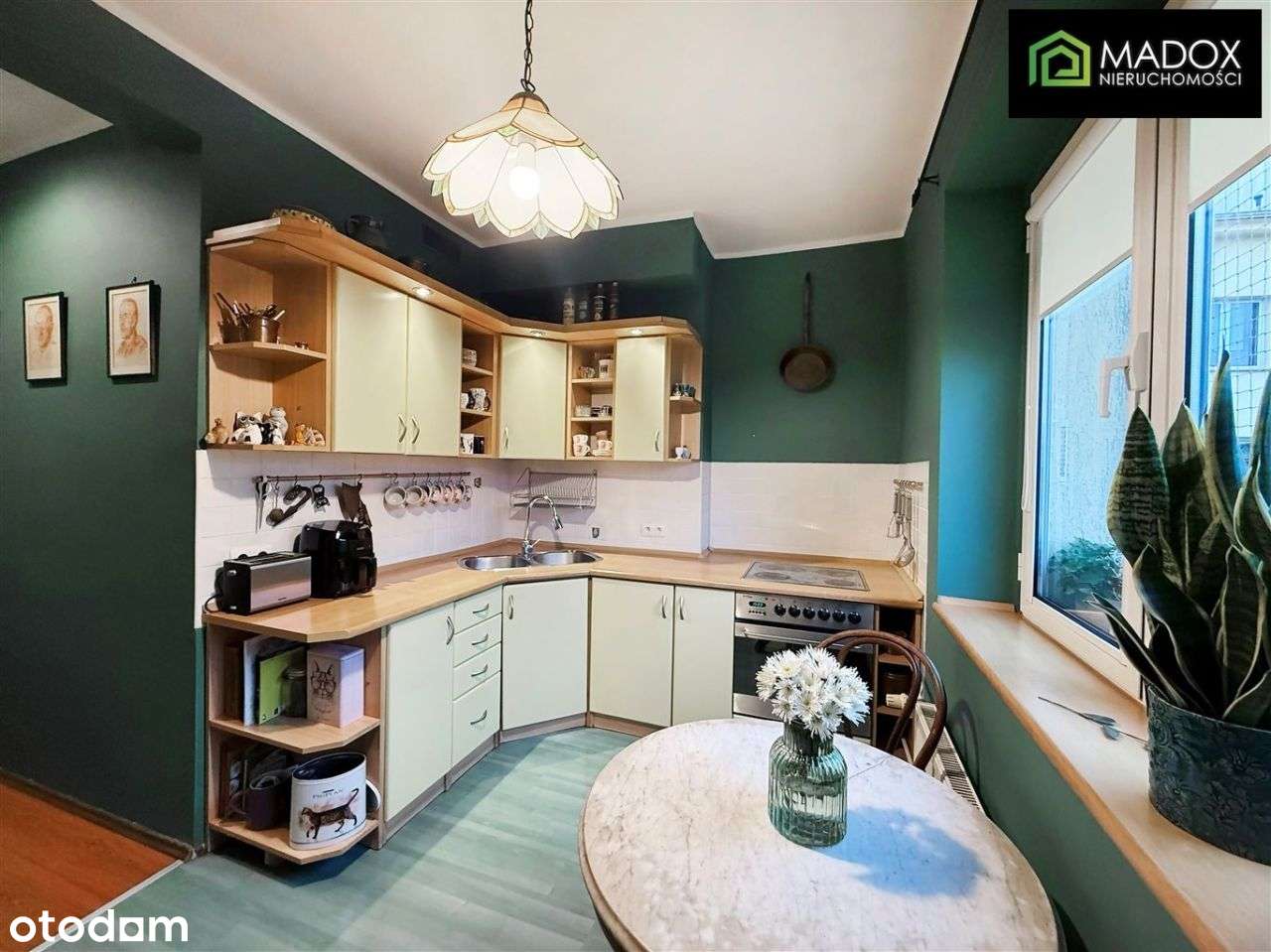 Trzy pokoje w centrum z wyjątkowym widokiem.-5