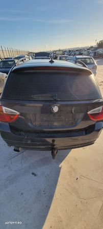 Hayon Albastru break / caravan / station wagon BMW 3 (E90, E91, E93, E92)  2005  > 2013 320 d Motor - 1