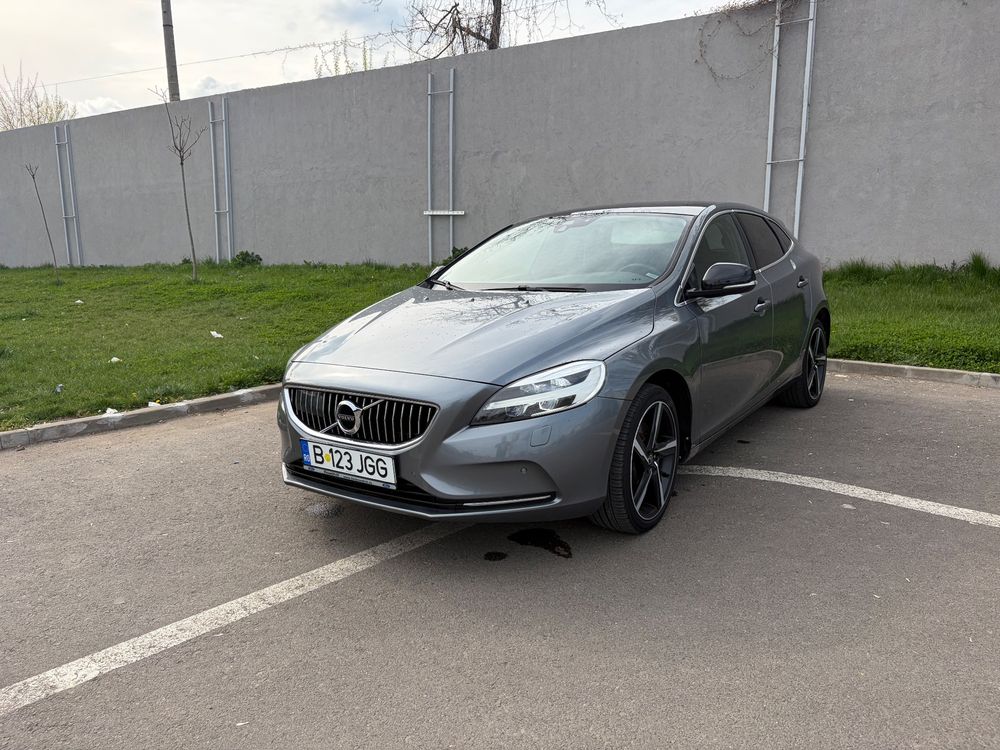 Volvo V40 II [2012 - Prezent] D3 Aut. Ocean Race 2017