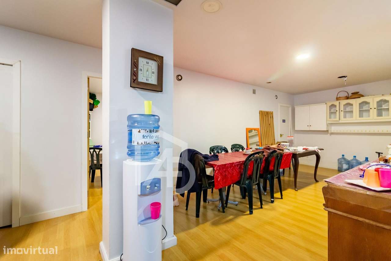 Loja com cave  Praça do Avião, Leiria-12