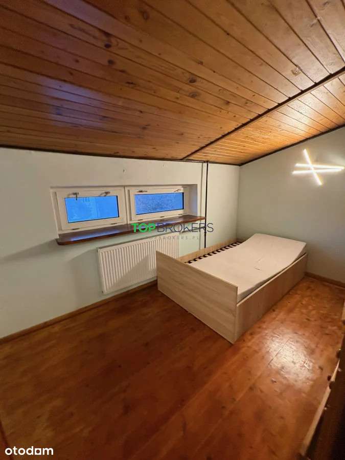 Dwa domy na jednej działce-3