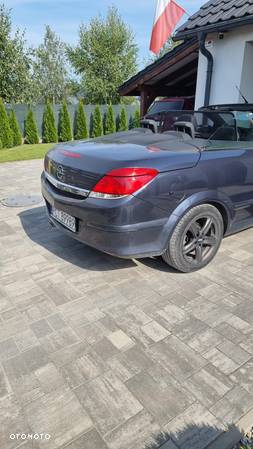 Opel Astra TwinTop 1.6 Cosmo - 7