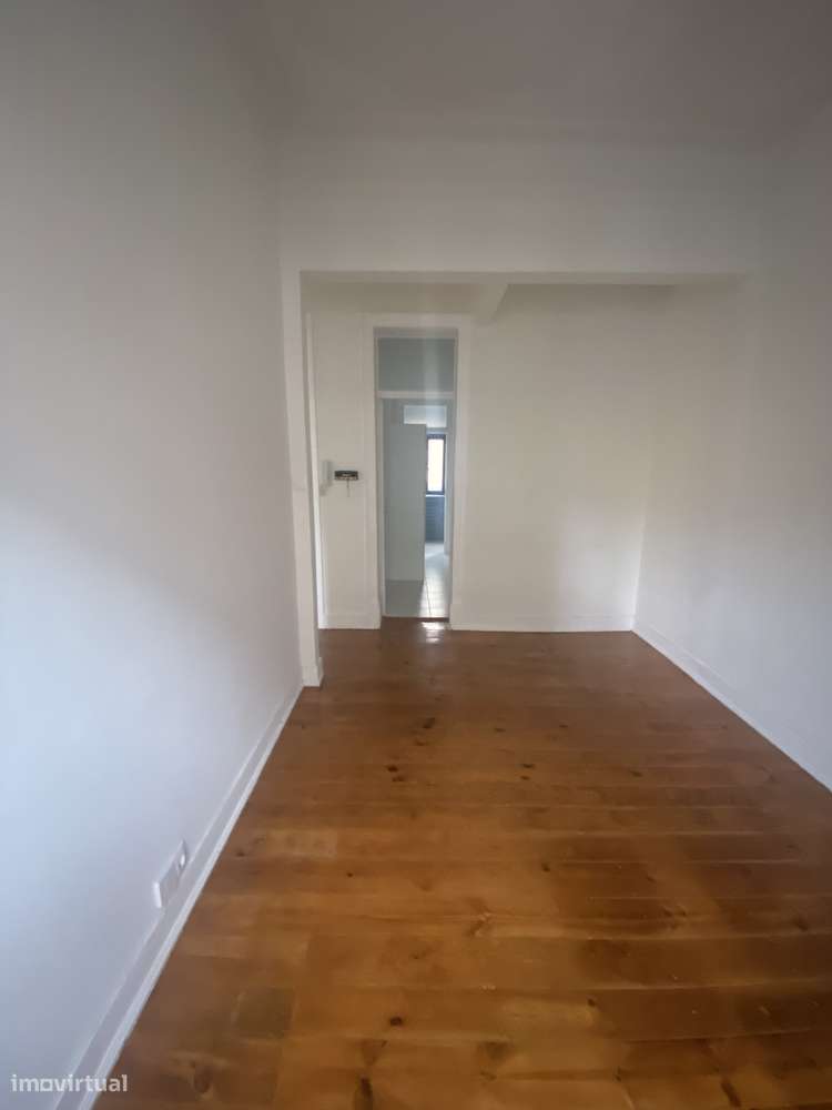 Charmoso T2 em Campo de Ourique - Grande imagem: 5/13