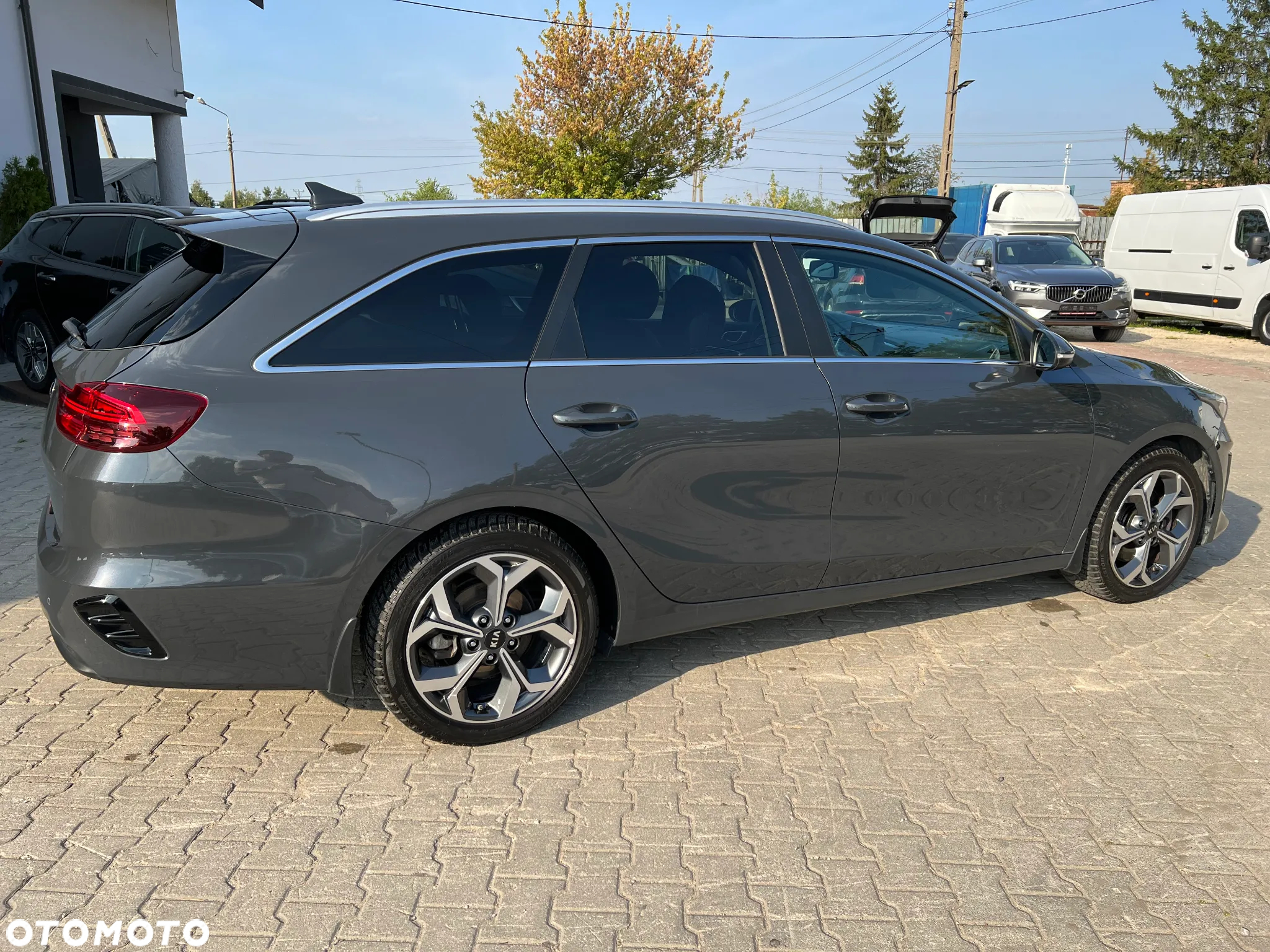 Kia Ceed 1.4 T-GDI L Business Line - 11