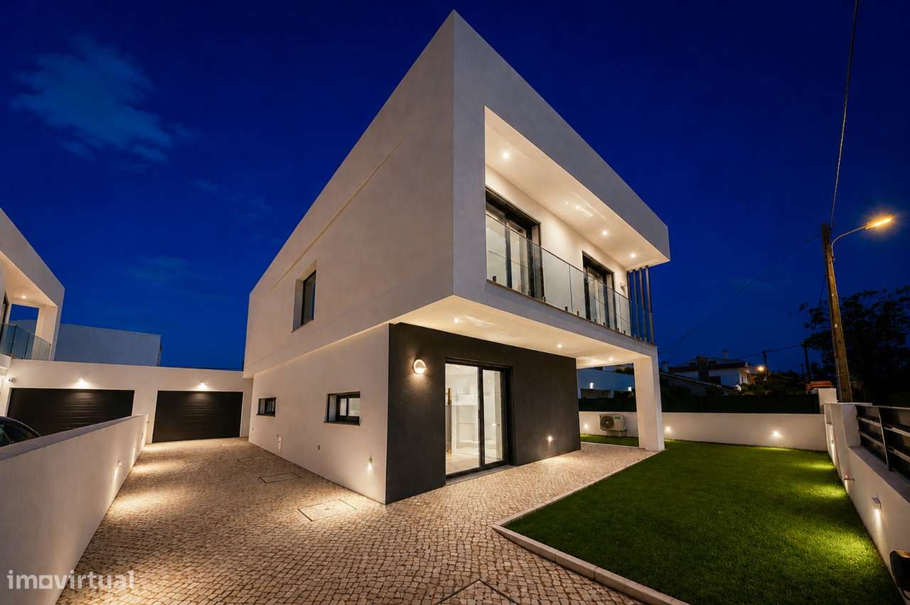 Moradia T4 de arquitetura contemporânea-51