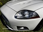 Jaguar XK XKR Coupe - 9