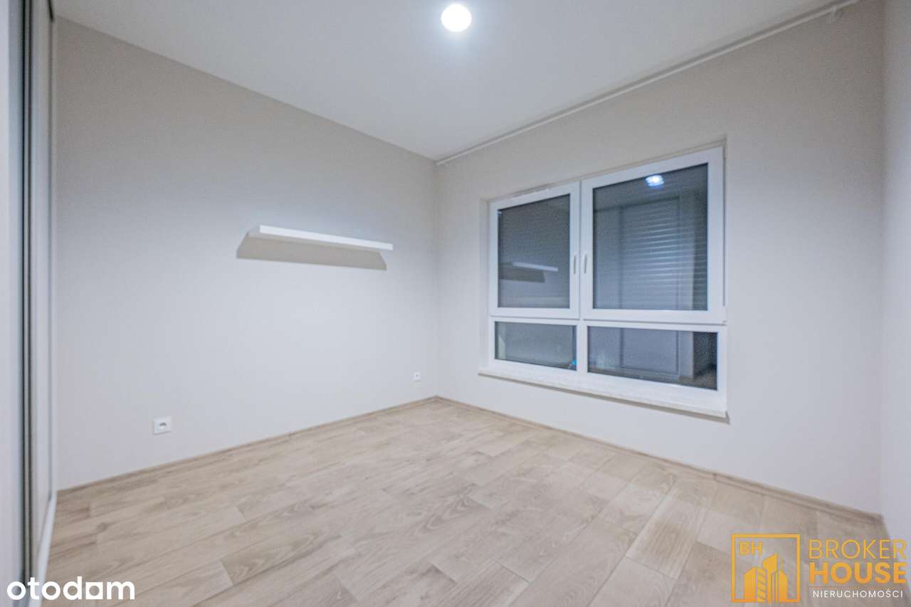 WYJĄTKOWY DOM W ZABUDOWIE BLIŹNIACZEJ-11