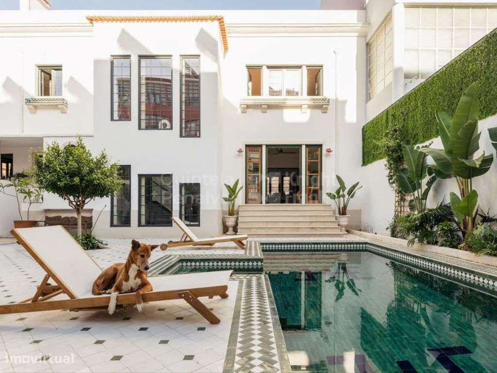 Moradia Art Deco T5 com pátio e piscina, no Centro de Setúbal - Grande imagem: 5/35